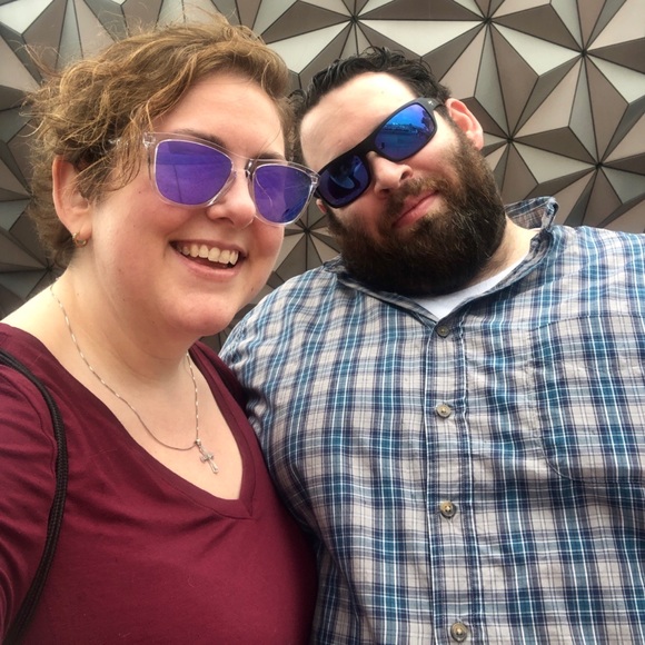 Meet your Posher, Christina - Picture 1 of 1